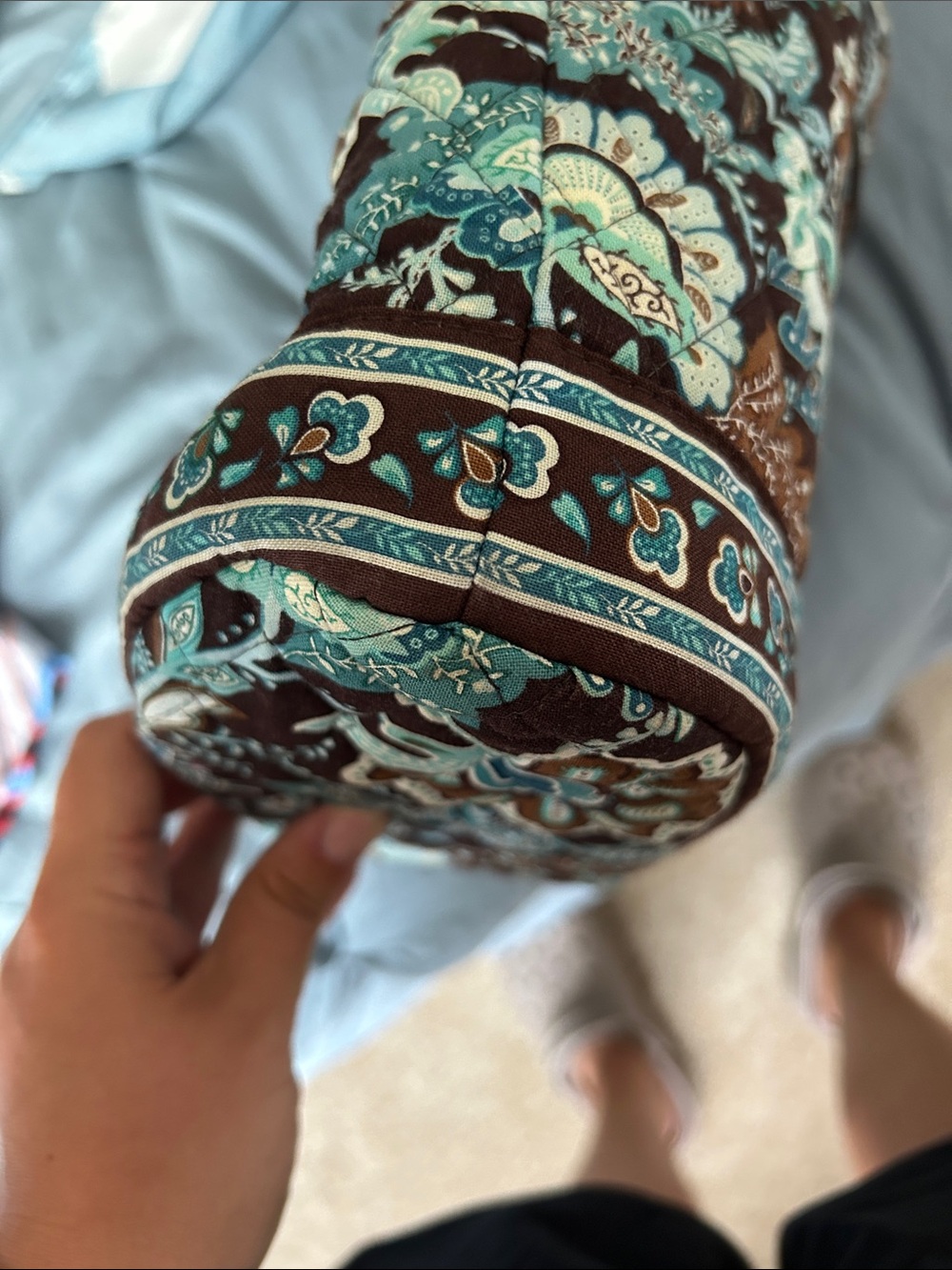 Gently used blue Vera Bradley purse. - Picture 3 of 9